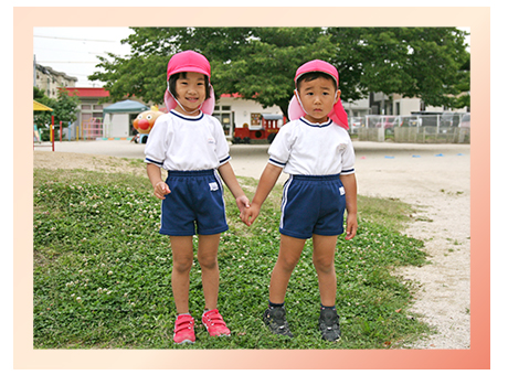 幼稚園制服. 体操服(ユキトリイ)